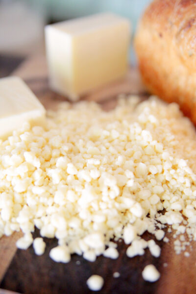grated cheese from block of cheddar cheese